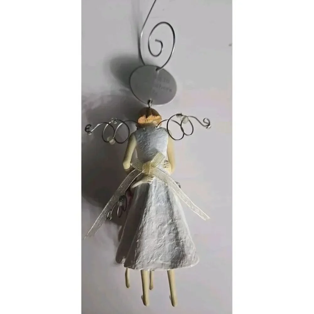 2008 Hallmark Ornament ~ Down To Earth‎ - Mother And Daughter QXG6481